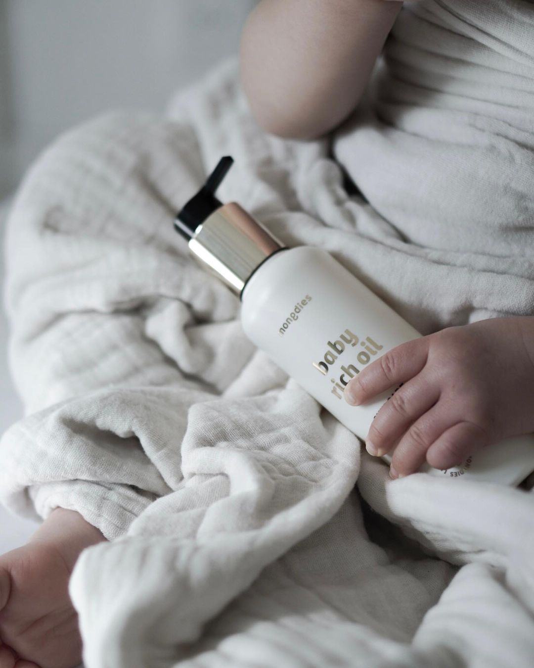 Mongdies Baby Rich Oil 200ml | Newborn Massage & Body Oil | EWG Green