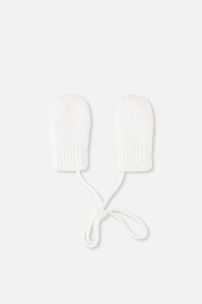 [Pre-order] Infant Knit Mittens With String Off-White